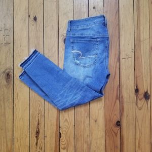 ❗🆕️❗American Eagle artist crop jeans